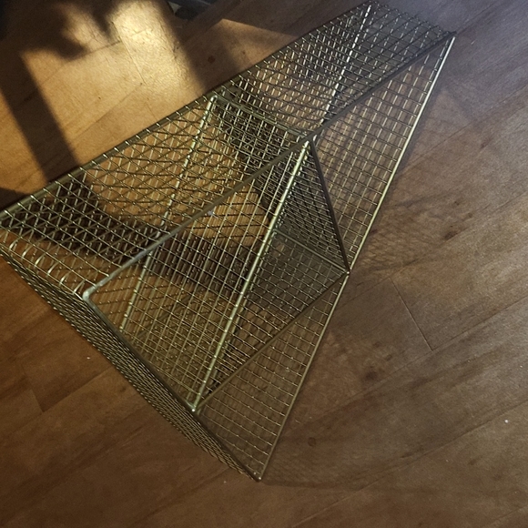 Pillow fort Triangle shelf unit - Picture 3 of 8